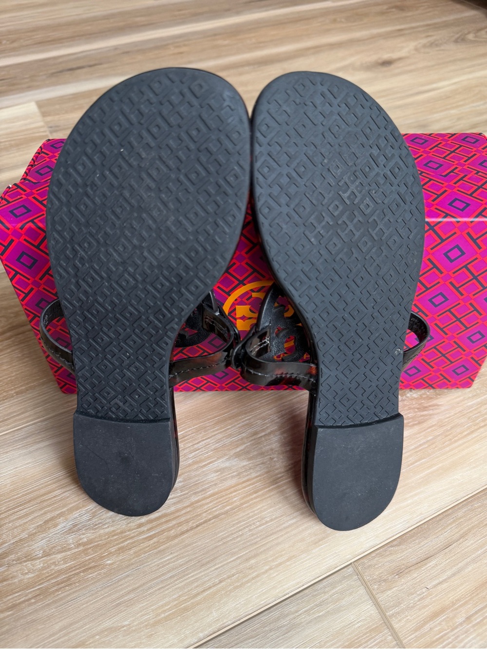 Tory Burch Miller Patent Sandal Tortoise Sz 7.5 Flat Thong - Picture 8 of 12